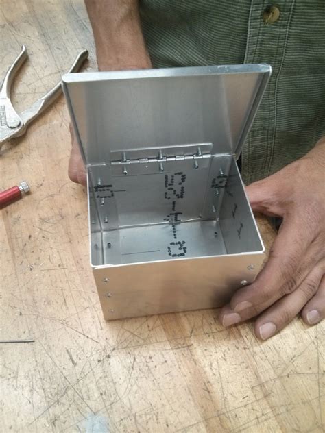 simple invention steel box